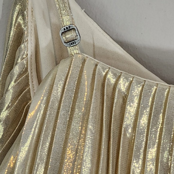 Abercrombie & Fitch Gold Champagne Pleated Swing Tank Top Sz. Small - Picture 5 of 9